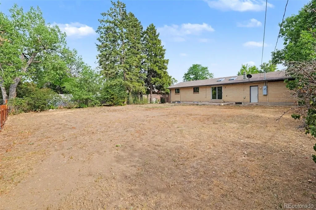 661 E Fremont Avenue Littleton CO 80122