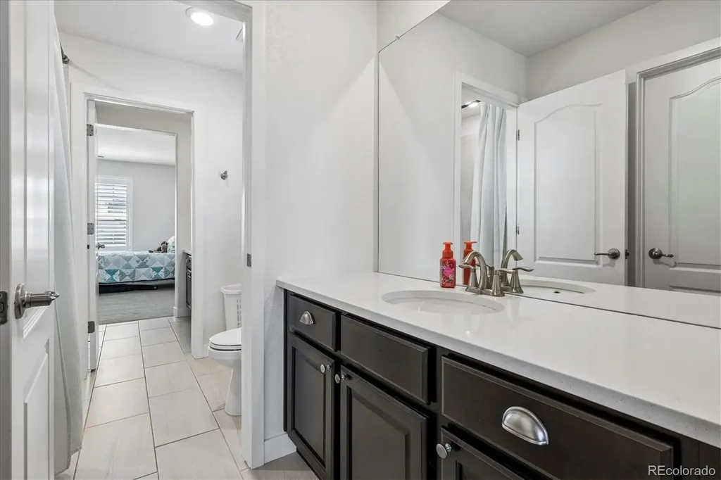 9555 Williamsburg Street Littleton CO 80125