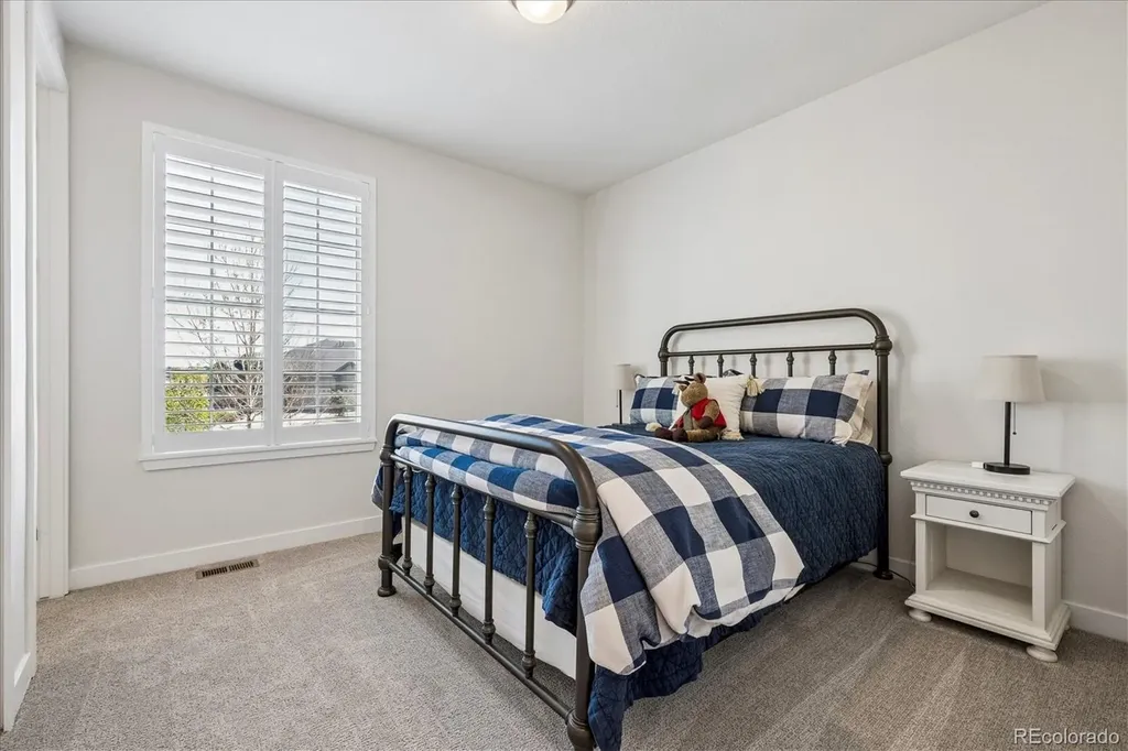9555 Williamsburg Street Littleton CO 80125