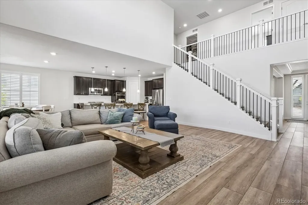 9555 Williamsburg Street Littleton CO 80125