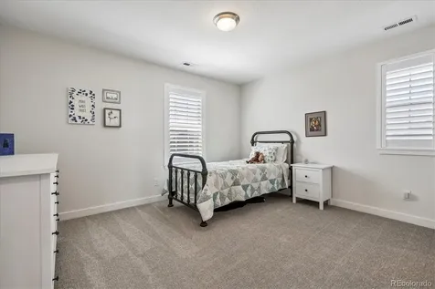 9555 Williamsburg Street Littleton CO 80125