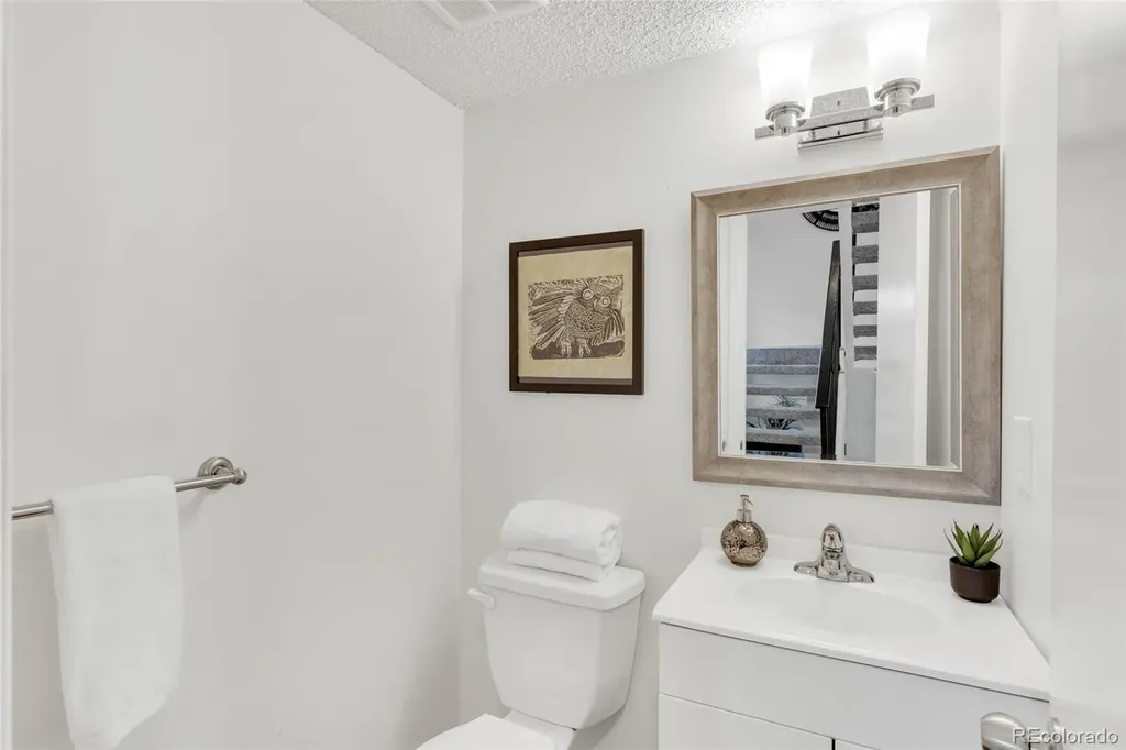 7165 S Vine Circle W Centennial CO 80122