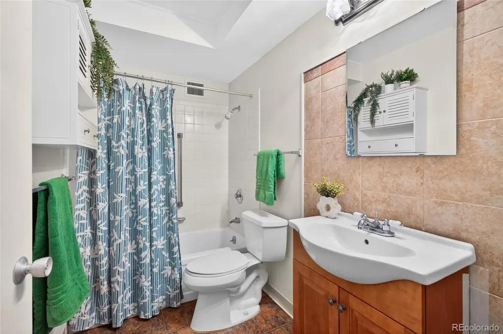 695 S Alton Way Denver CO 80247