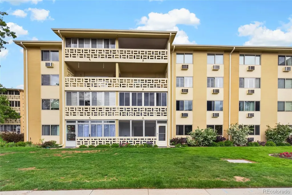 695 S Alton Way Denver CO 80247