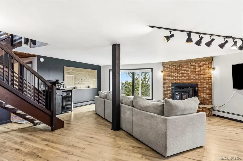 610 Meadow View Drive Evergreen CO 80439