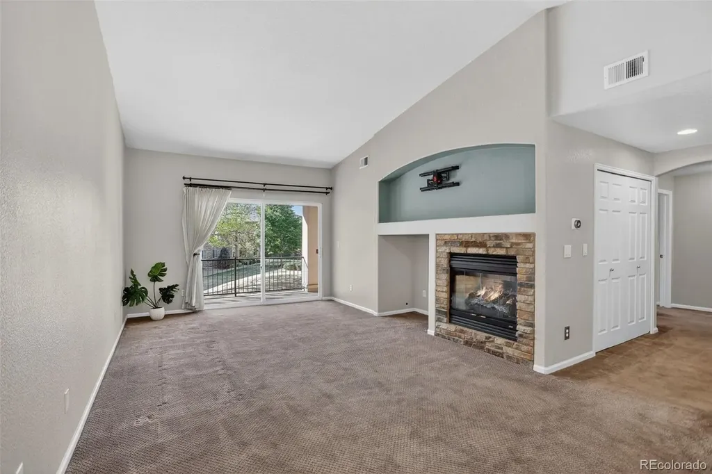 1703 Whitehall Drive Longmont CO 80504
