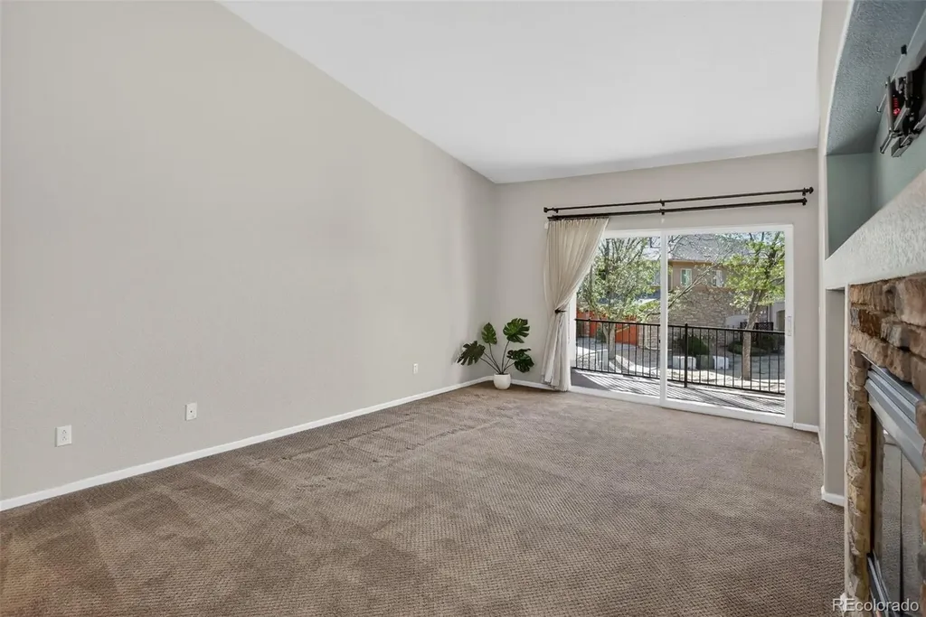 1703 Whitehall Drive Longmont CO 80504