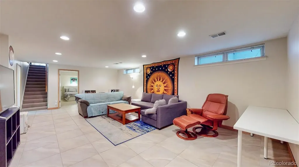 715 Ivanhoe Street Denver CO 80220