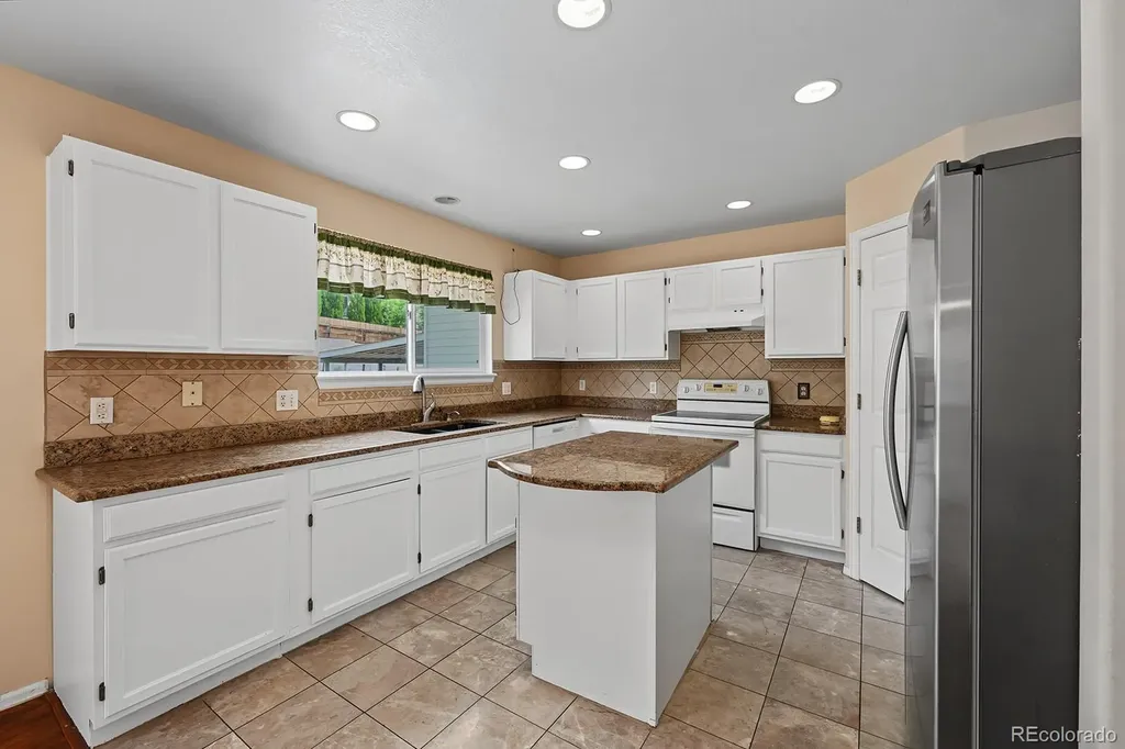 3545 W Hamilton Place Denver CO 80236