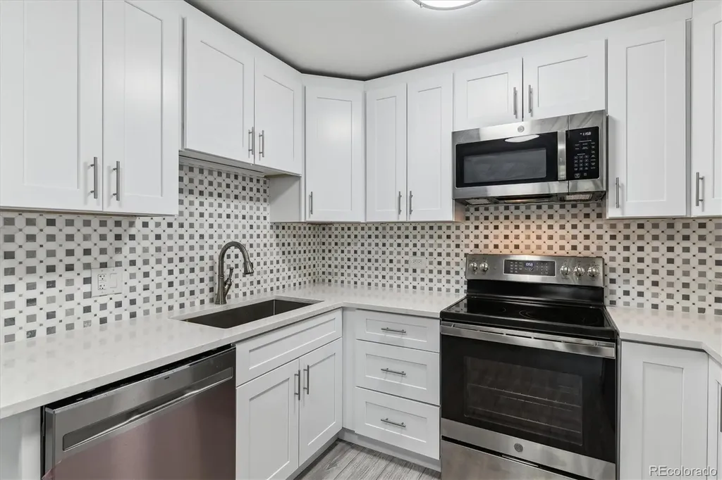 695 S Alton Way Denver CO 80247
