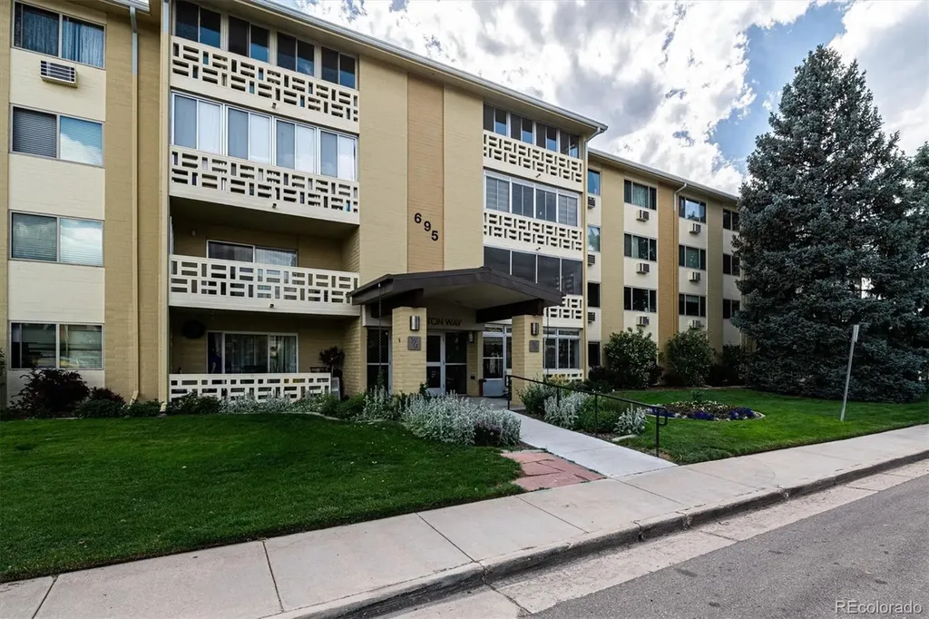 695 S Alton Way Denver CO 80247