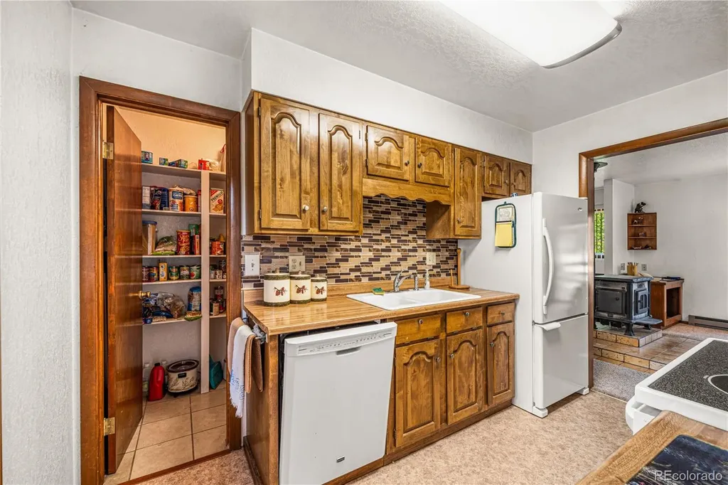 206 Little Horn Road Westcliffe CO 81252