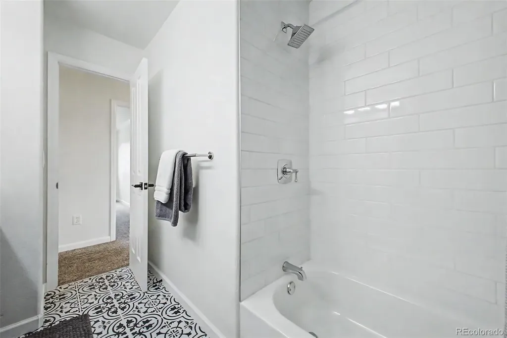 5532 S Lisbon Lane Centennial CO 80015