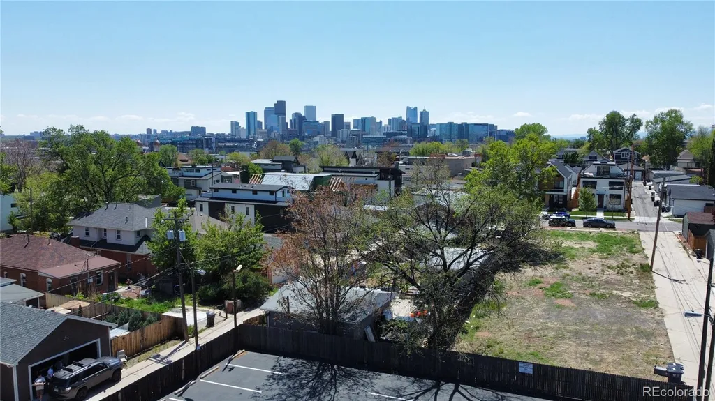1733 W 37th Avenue Denver CO 80211
