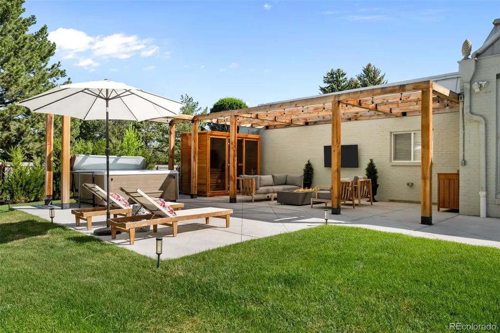 4275 S Forest Court Cherry Hills Village CO 80113