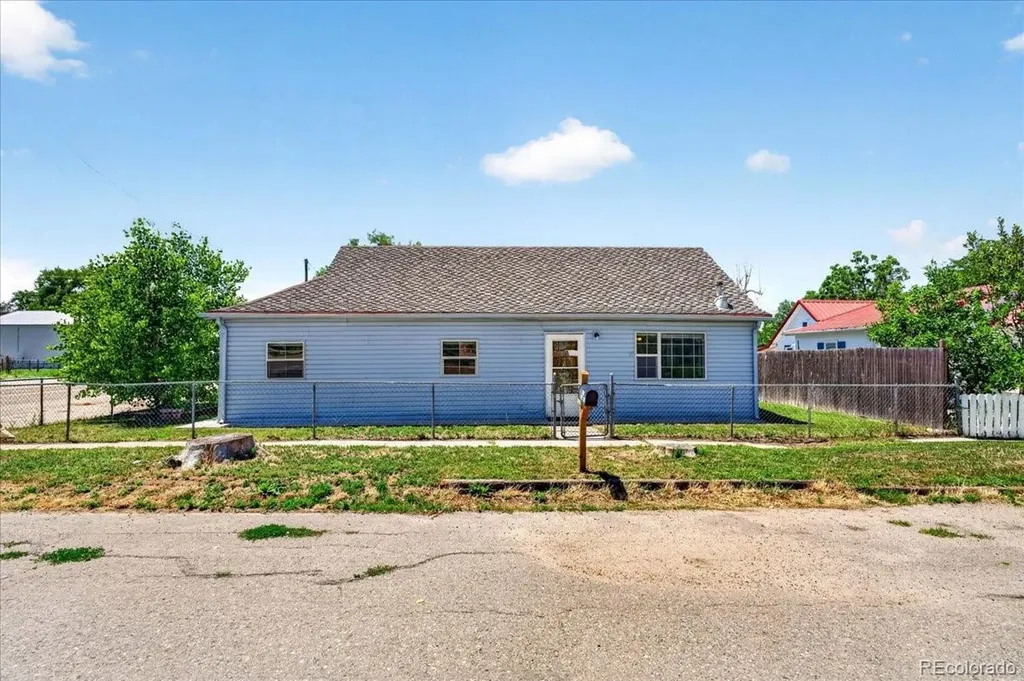 505 2nd Avenue Deer Trail CO 80105