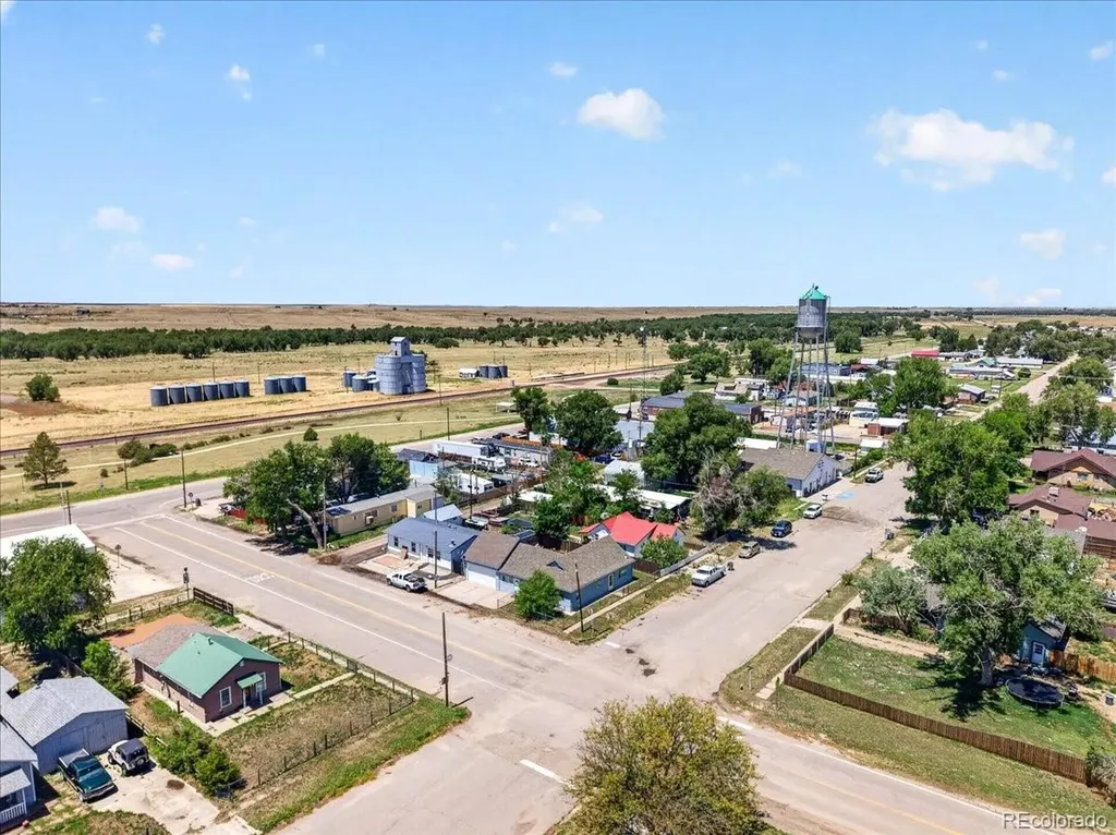 505 2nd Avenue Deer Trail CO 80105