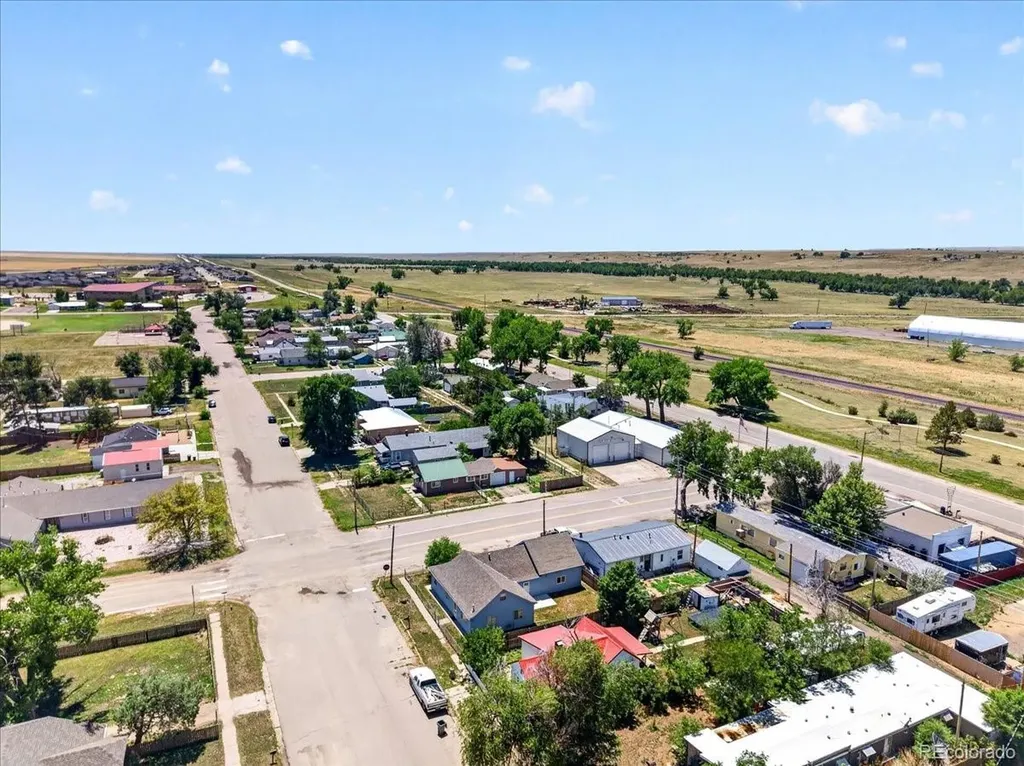 505 2nd Avenue Deer Trail CO 80105