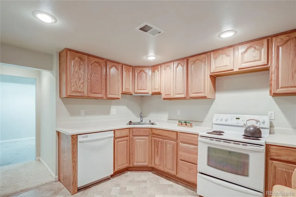 16754 E Kepner Place Aurora CO 80017