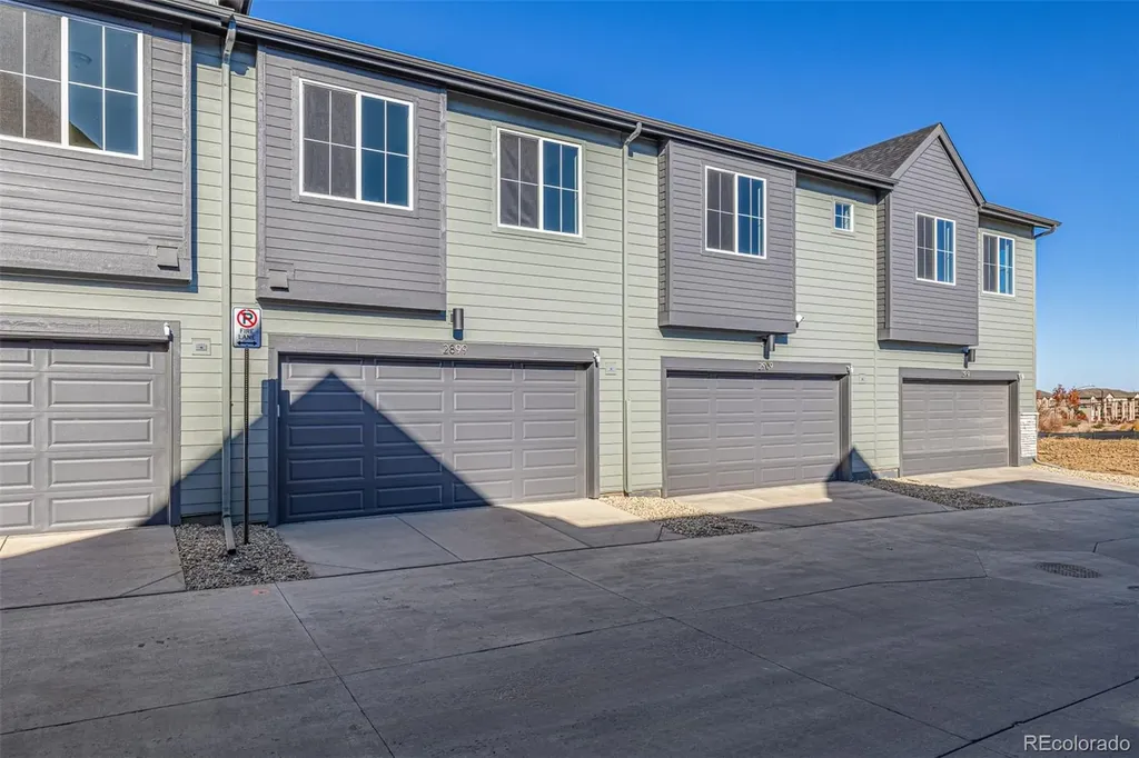 2899 E 103rd Drive Thornton CO 80229