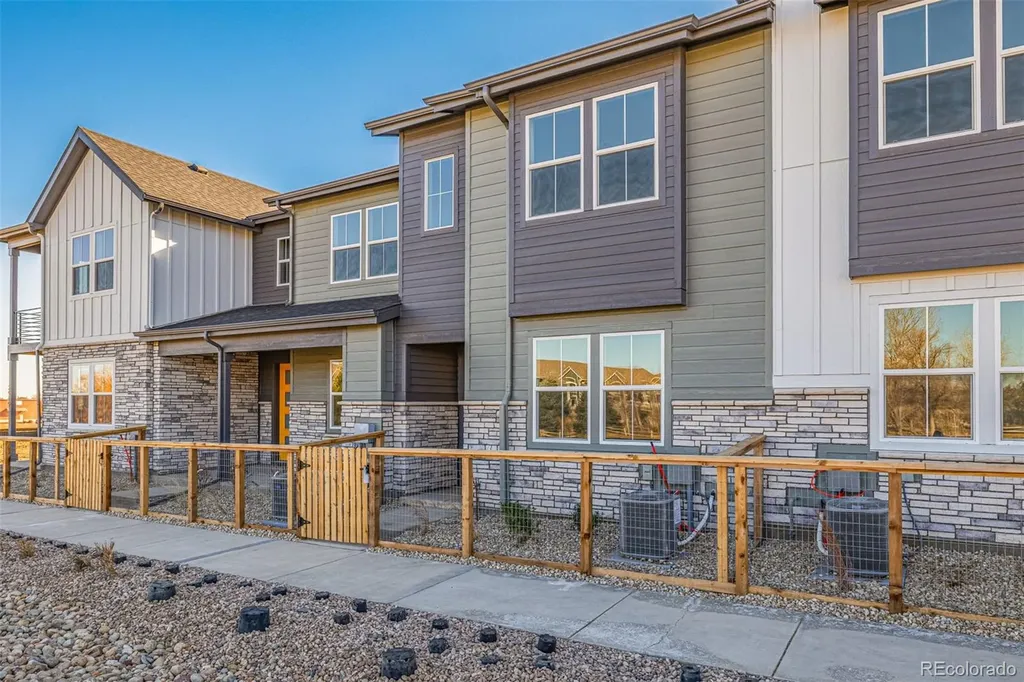 2899 E 103rd Drive Thornton CO 80229