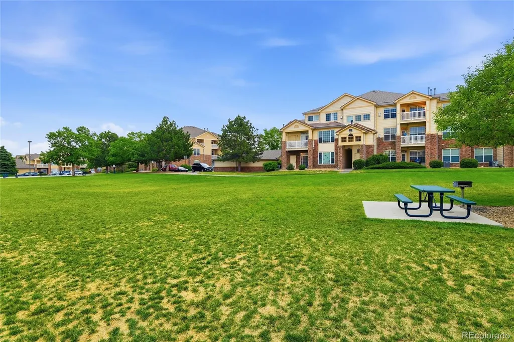5733 N Gibralter Way Aurora CO 80019