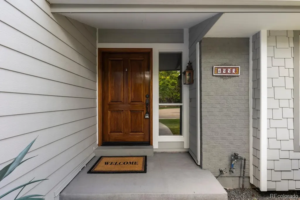 4953 E Maplewood Drive Centennial CO 80121