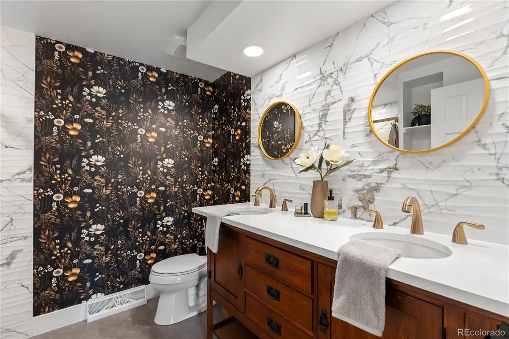 4953 E Maplewood Drive Centennial CO 80121