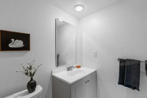 4953 E Maplewood Drive Centennial CO 80121