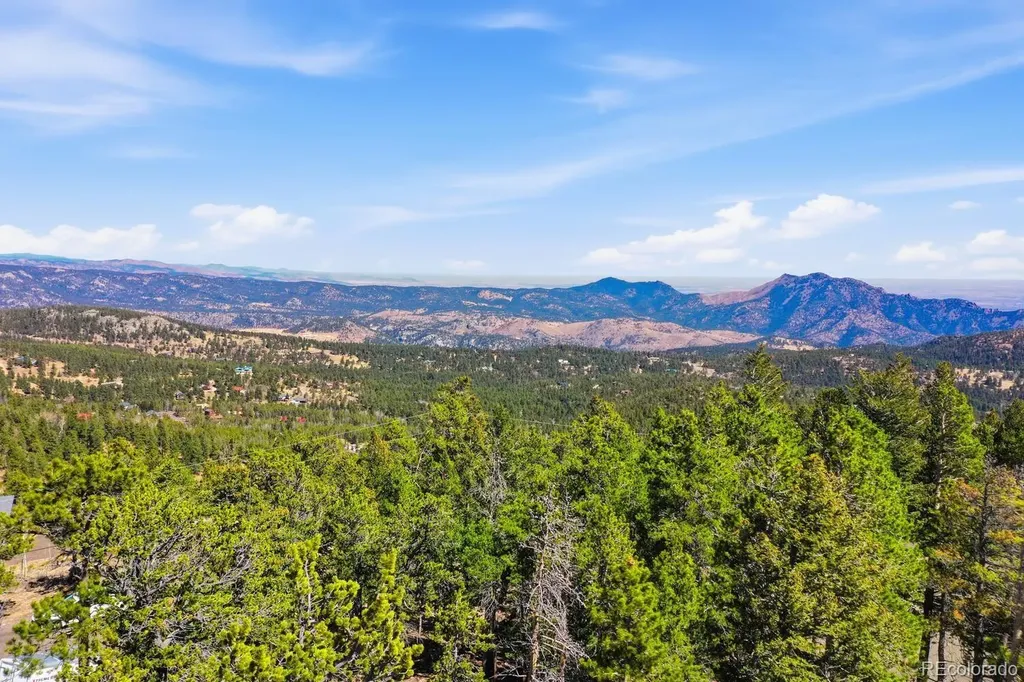 33149 Janelle Circle Golden CO 80403