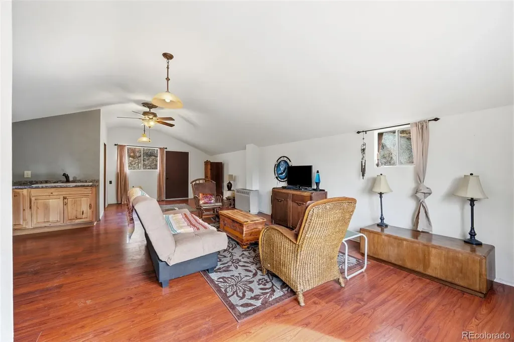 553 Arrowhead Road Florissant CO 80816