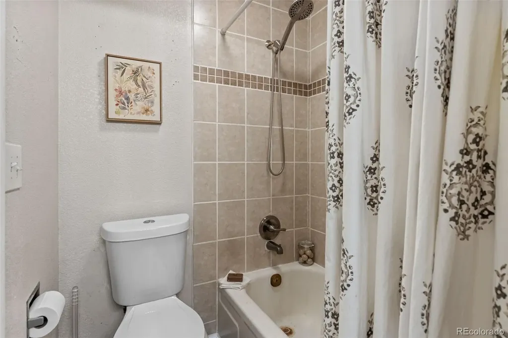 8749 Chase Drive Arvada CO 80003