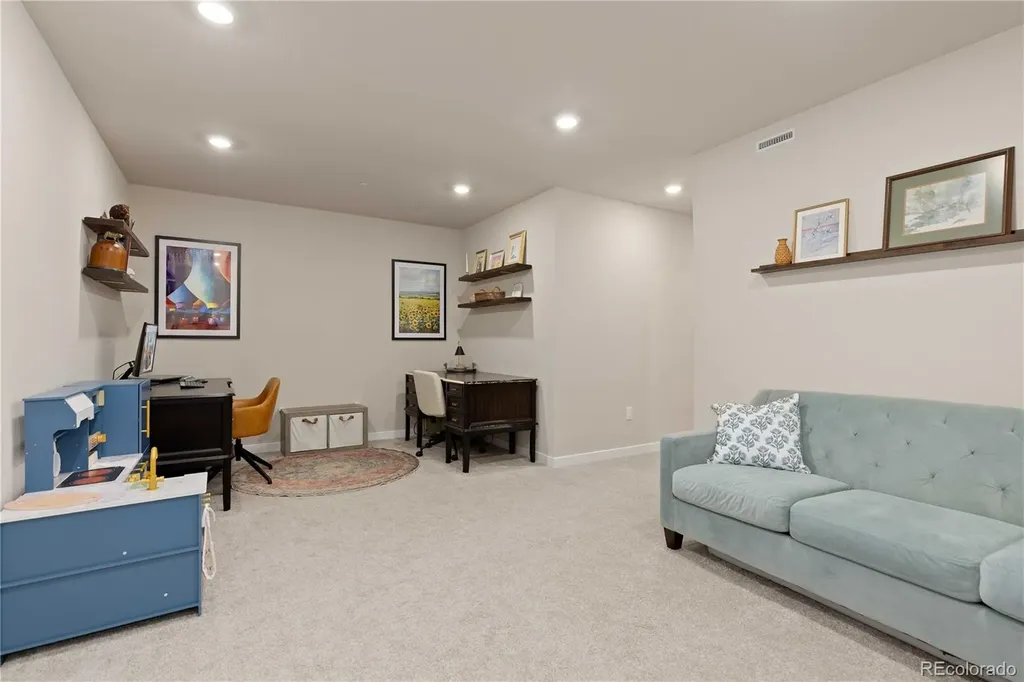 2836 S Flat Circle Longmont CO 80503