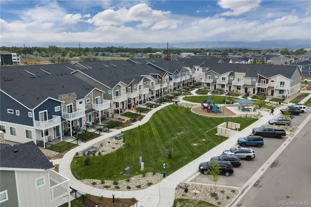2836 S Flat Circle Longmont CO 80503