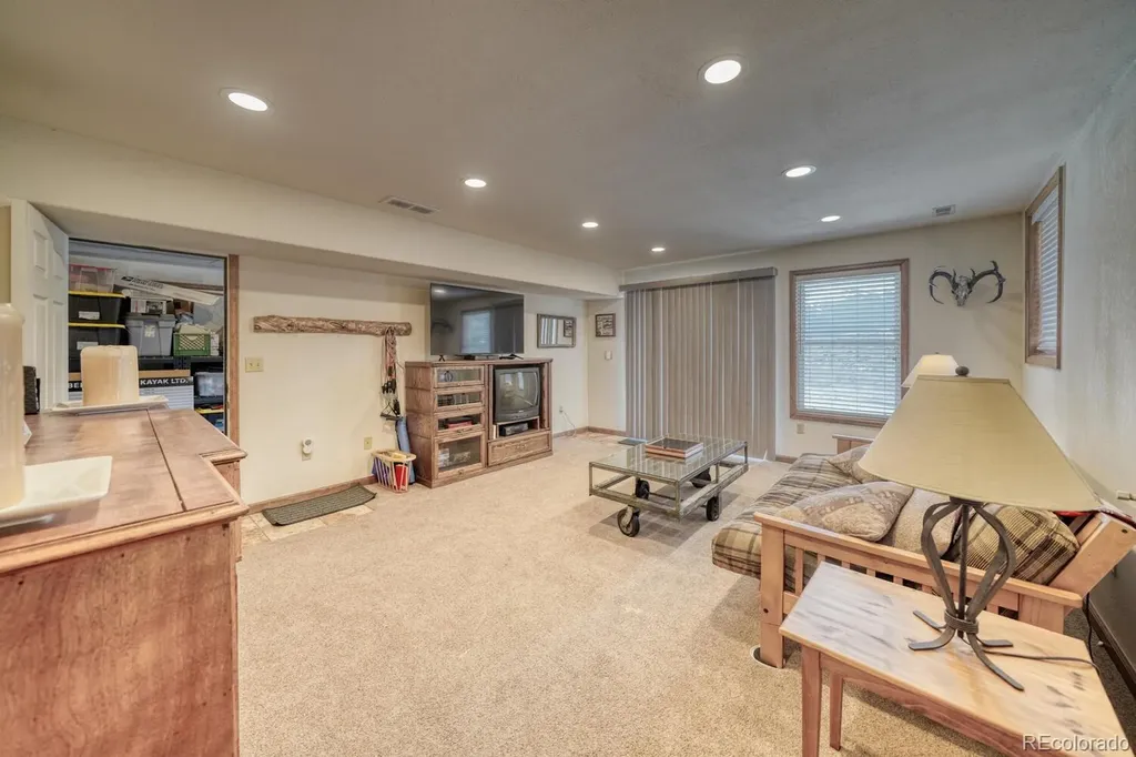 407 Mount Hope Drive Twin Lakes CO 81251