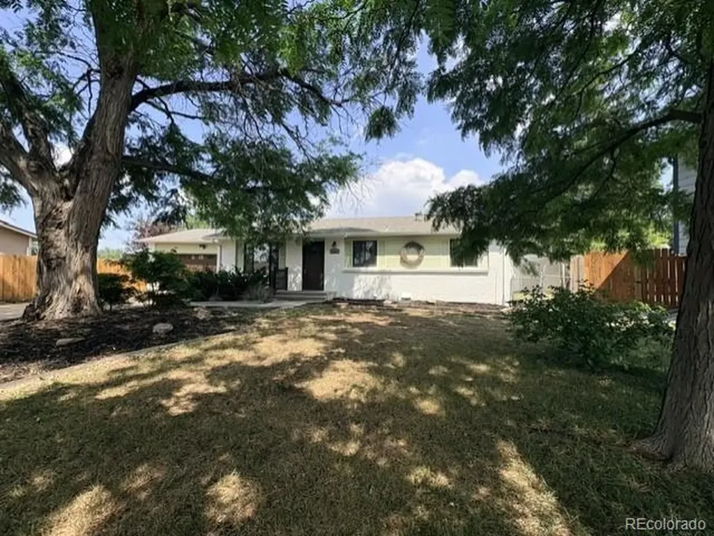 6660 S Dudley Court Littleton CO 80123