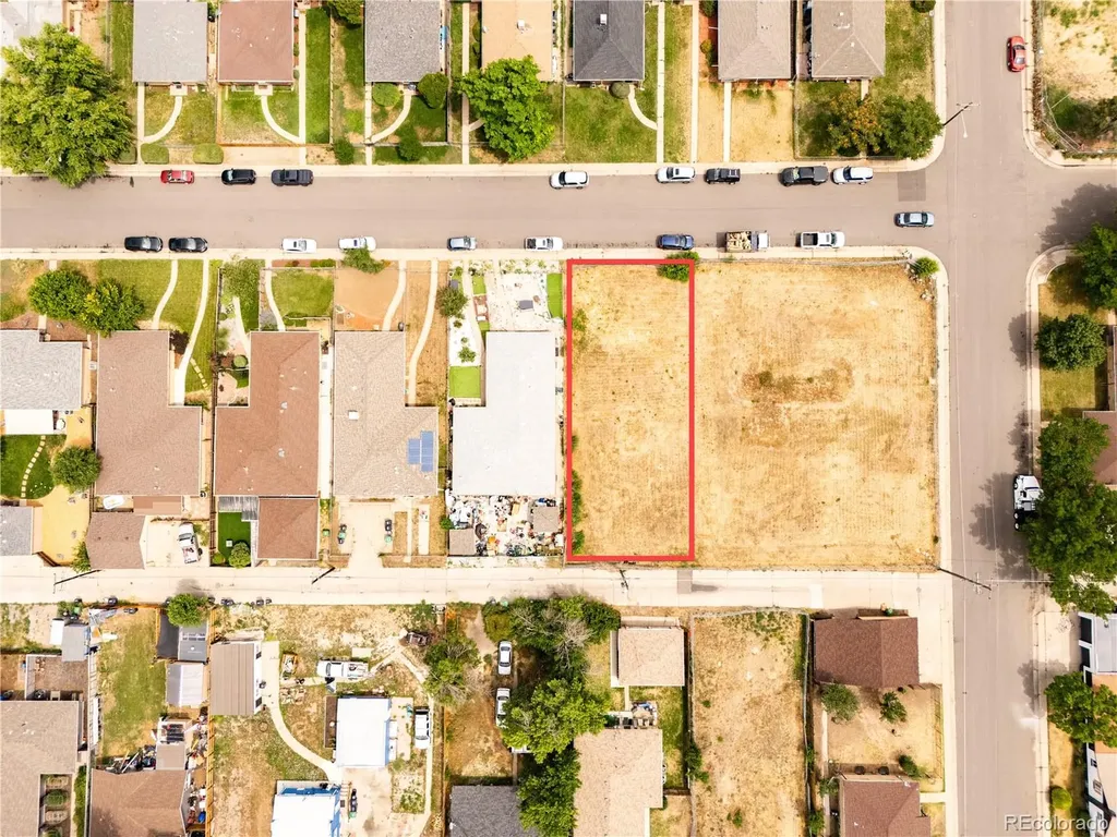 3611 Grape Street Denver CO 80207