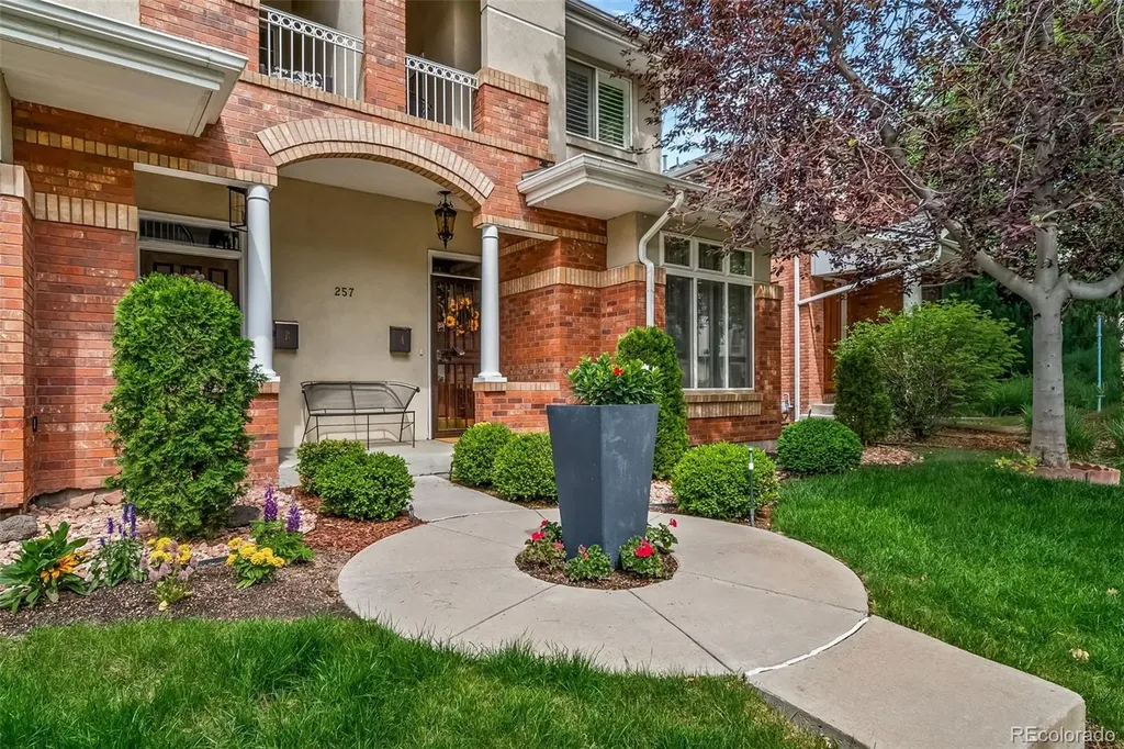 257 S Jackson Street Denver CO 80209