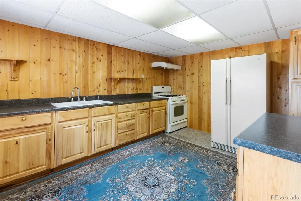 351 Porphry Road Florissant CO 80814