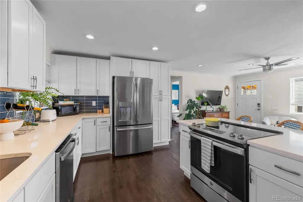 3011 Oneida Street Denver CO 80207