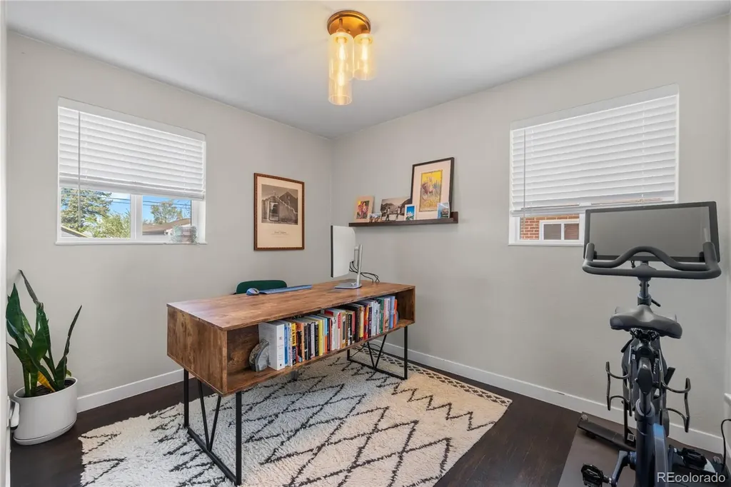3011 Oneida Street Denver CO 80207