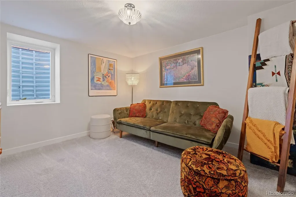 3011 Oneida Street Denver CO 80207