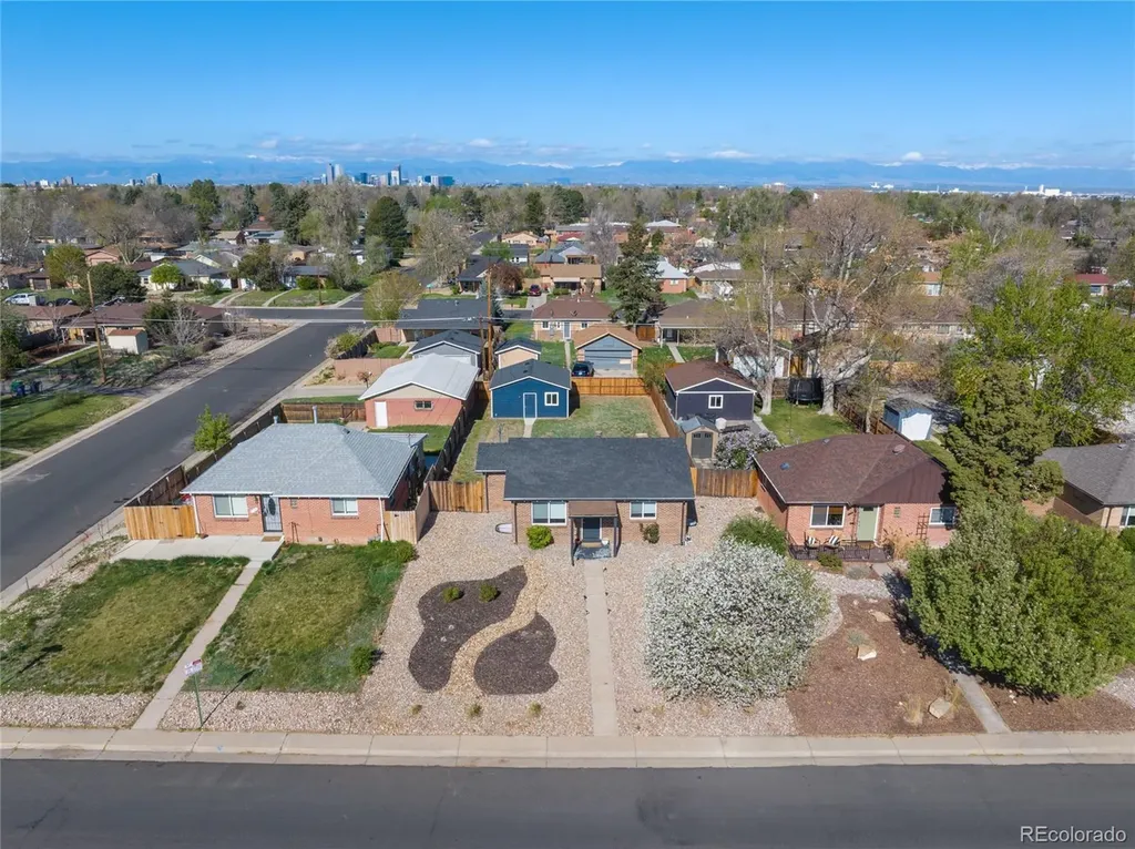 3011 Oneida Street Denver CO 80207