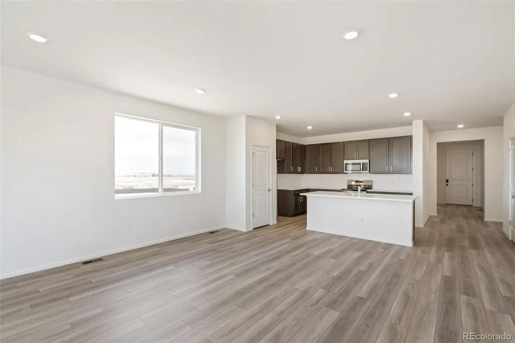 47409 Magnolia Avenue Bennett CO 80102