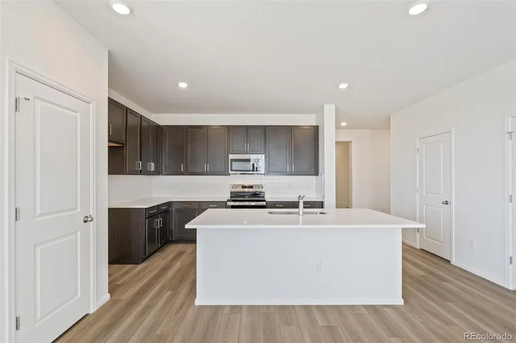 47409 Magnolia Avenue Bennett CO 80102