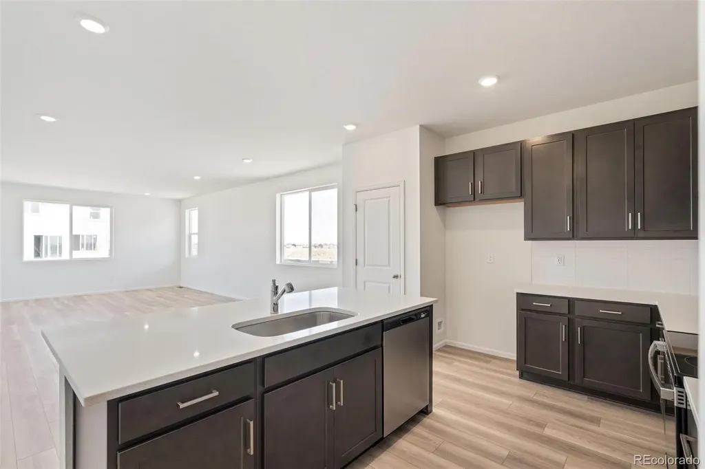 47409 Magnolia Avenue Bennett CO 80102