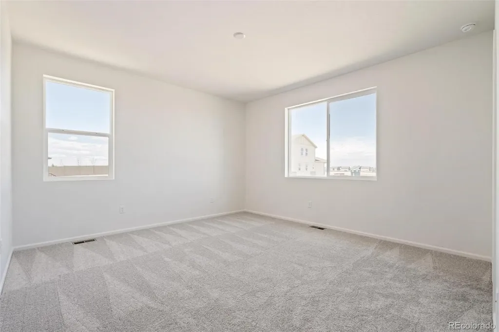 47409 Magnolia Avenue Bennett CO 80102