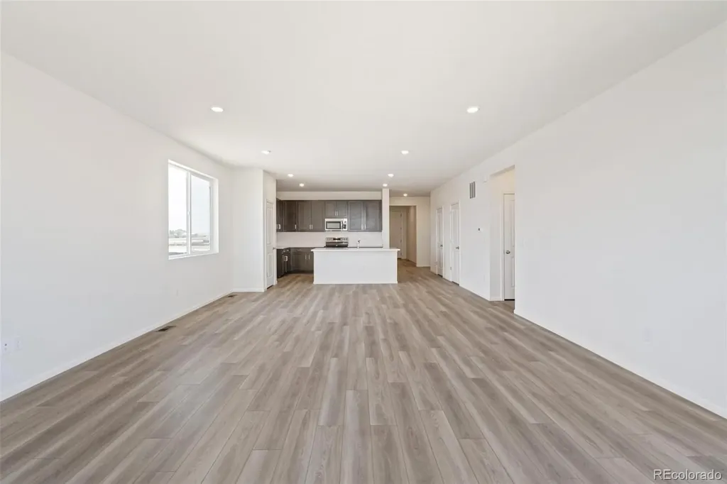 47409 Magnolia Avenue Bennett CO 80102