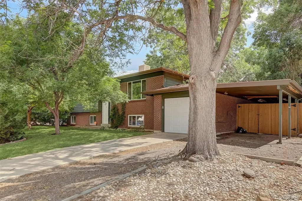 6252 Pierson Court Arvada CO 80004