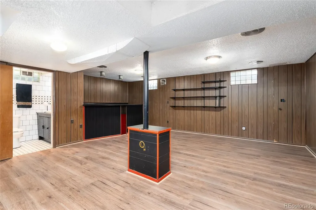 465 S Eliot Street Denver CO 80219